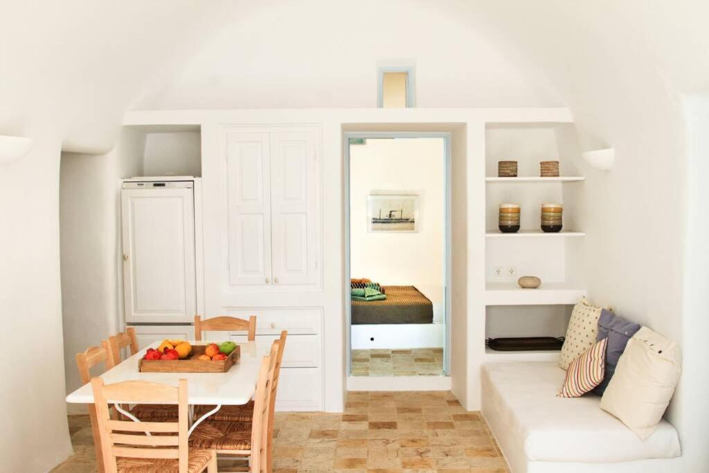 Dionyssos Cave House Villa Oia  Esterno foto
